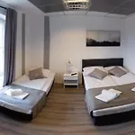 Check In 2* Schönefeld