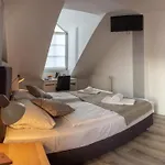 Check In Hotel