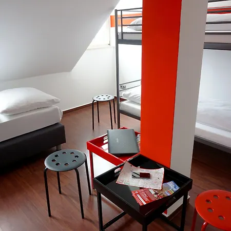 Check In 2* Schönefeld