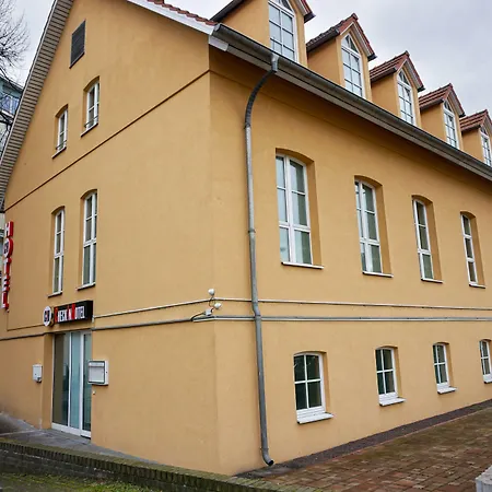 Check In 2* Schönefeld