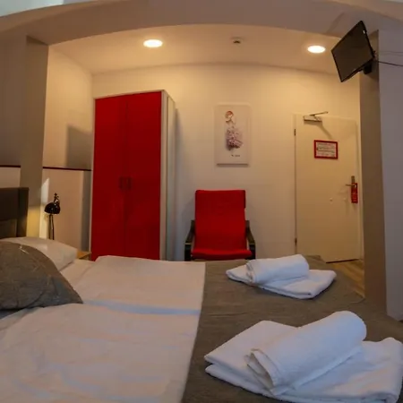 Check In 2* Berlin
