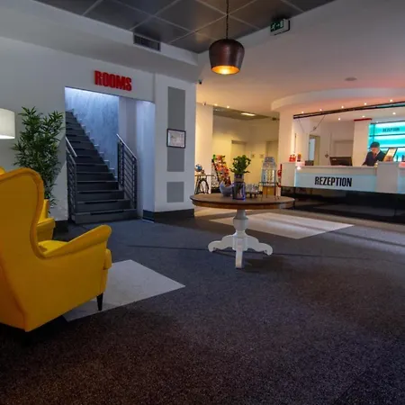 Check In 2* Schönefeld