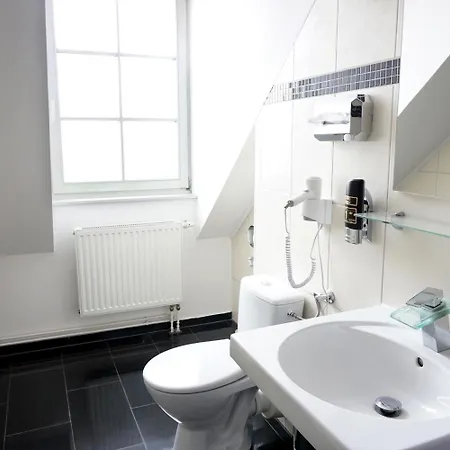 Check In שונפלד