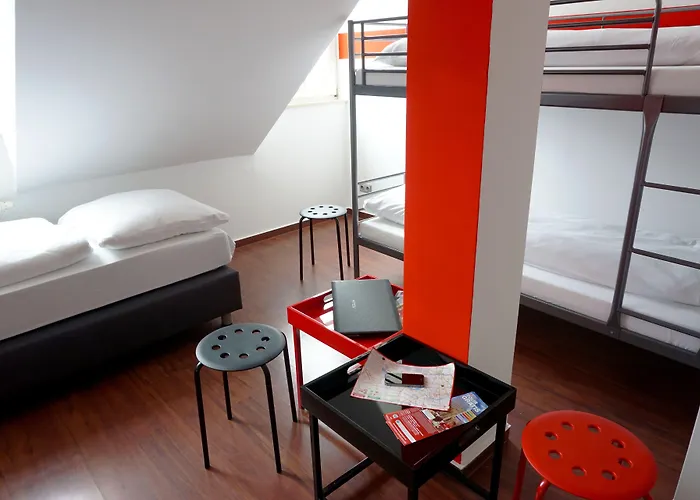 Check In 2* Schönefeld