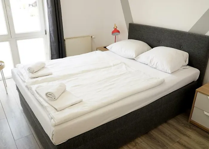 Check In 2* Schönefeld