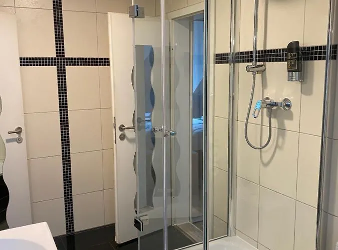 Check In 2* Schönefeld